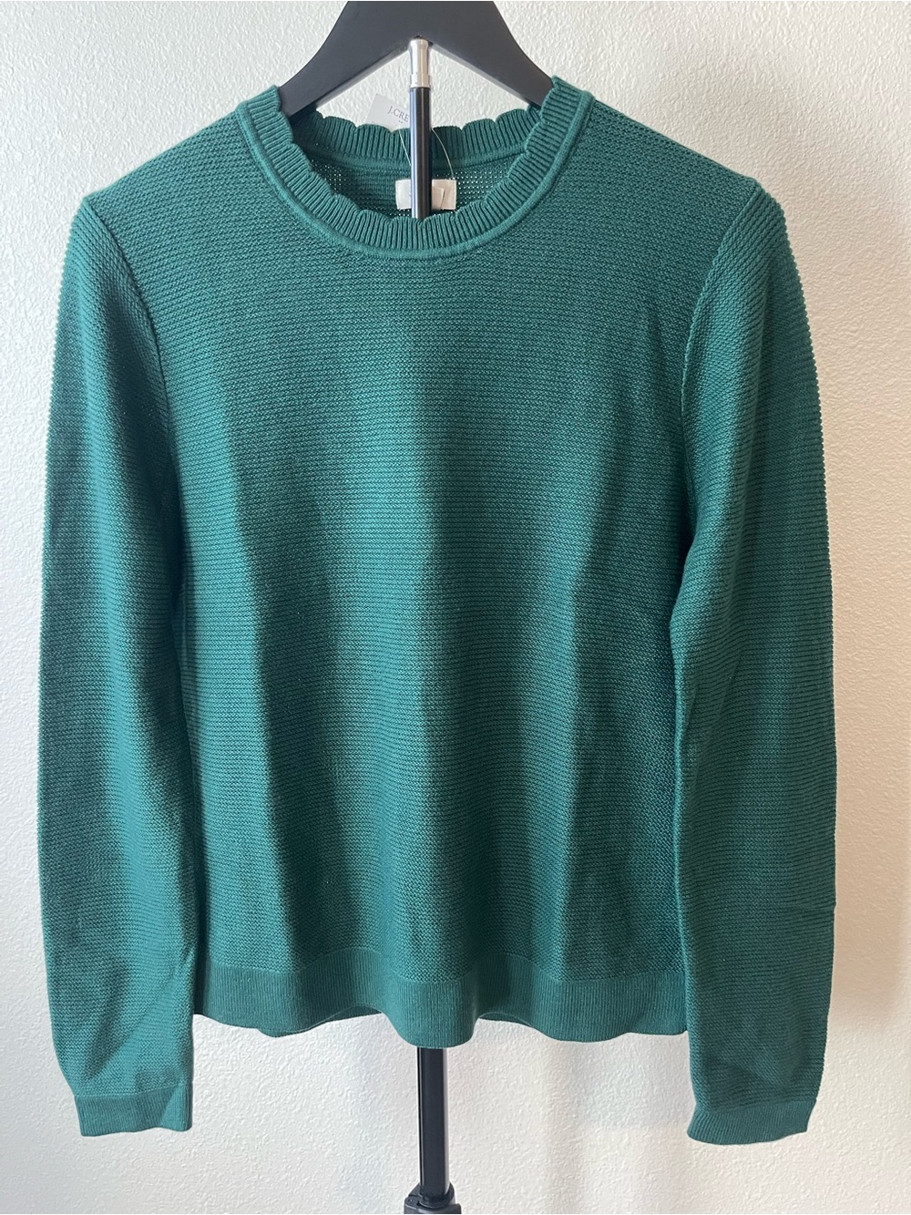 J. Crew NWT Women's Scalloped Crewneck Green lightweight textured Sweater
